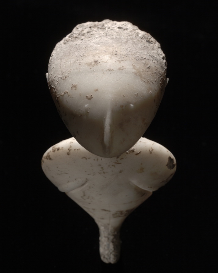 Three-quarter view of The Stargazer marble figurine